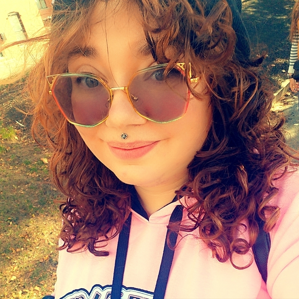 Meet your Posher, Kacie